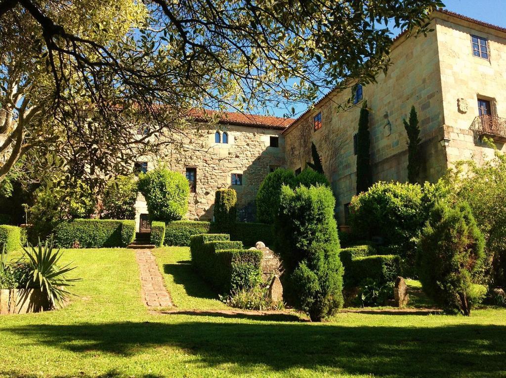 Pazo De Bentraces (Adults Only) Guest House Toen ภายนอก รูปภาพ