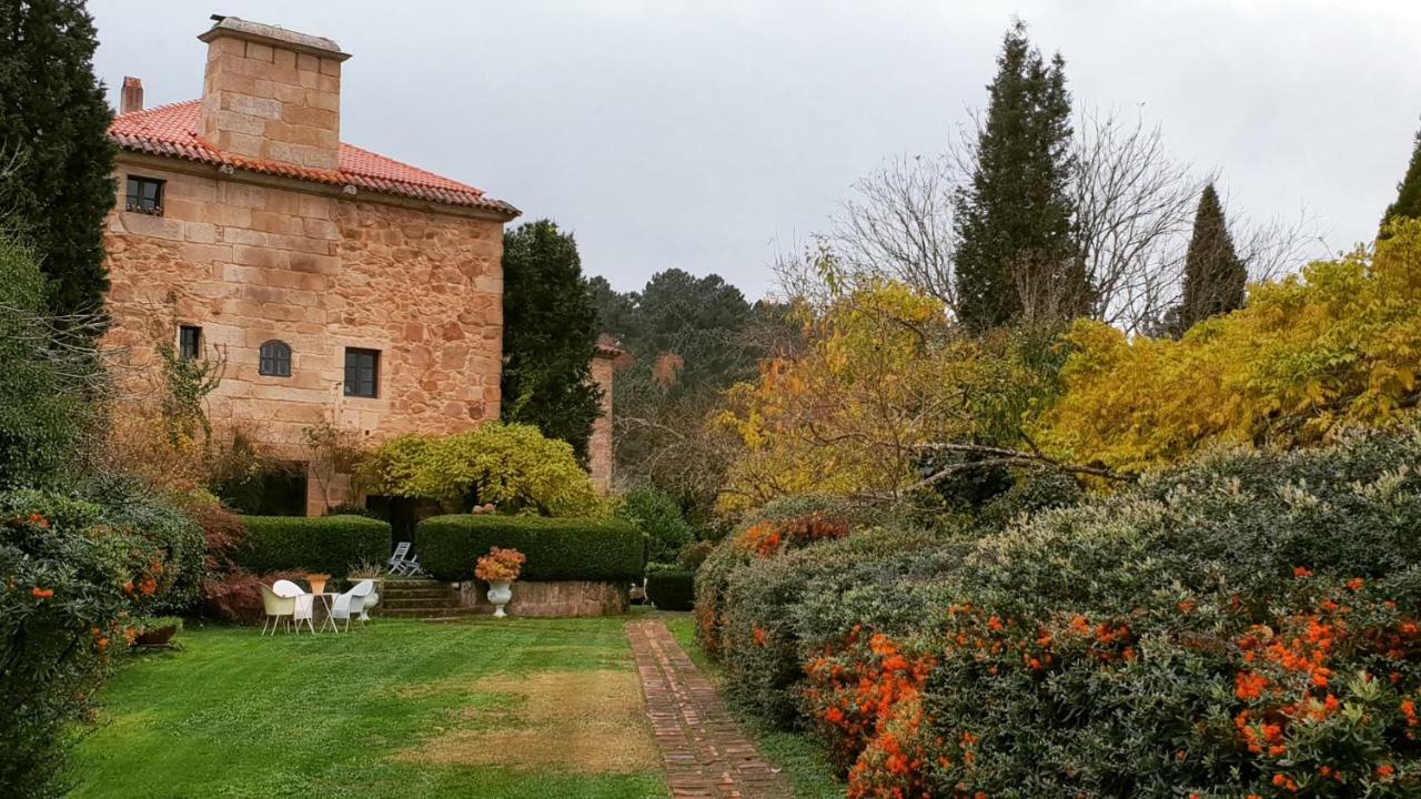 Pazo De Bentraces (Adults Only) Guest House Toen ภายนอก รูปภาพ