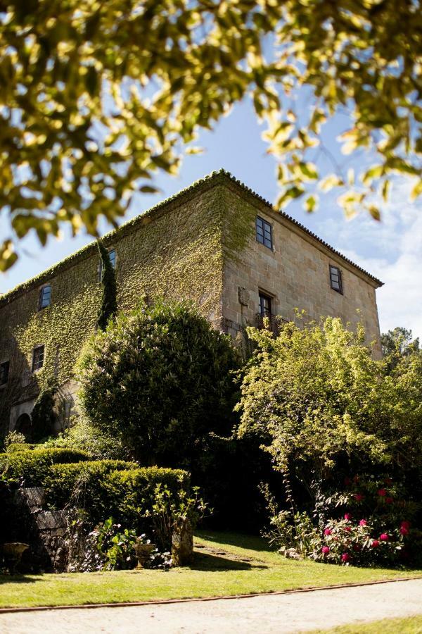 Pazo De Bentraces (Adults Only) Guest House Toen ภายนอก รูปภาพ